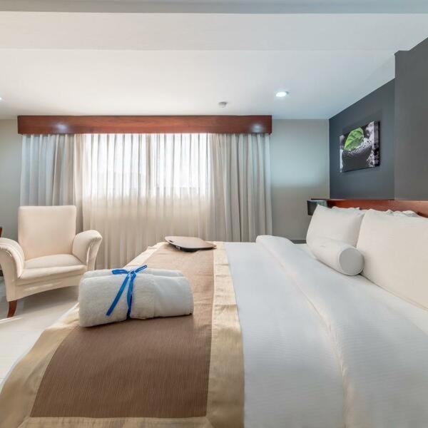 Hotel Hodelpa Gran Almirante à Santiago De Los Caballeros Extérieur photo