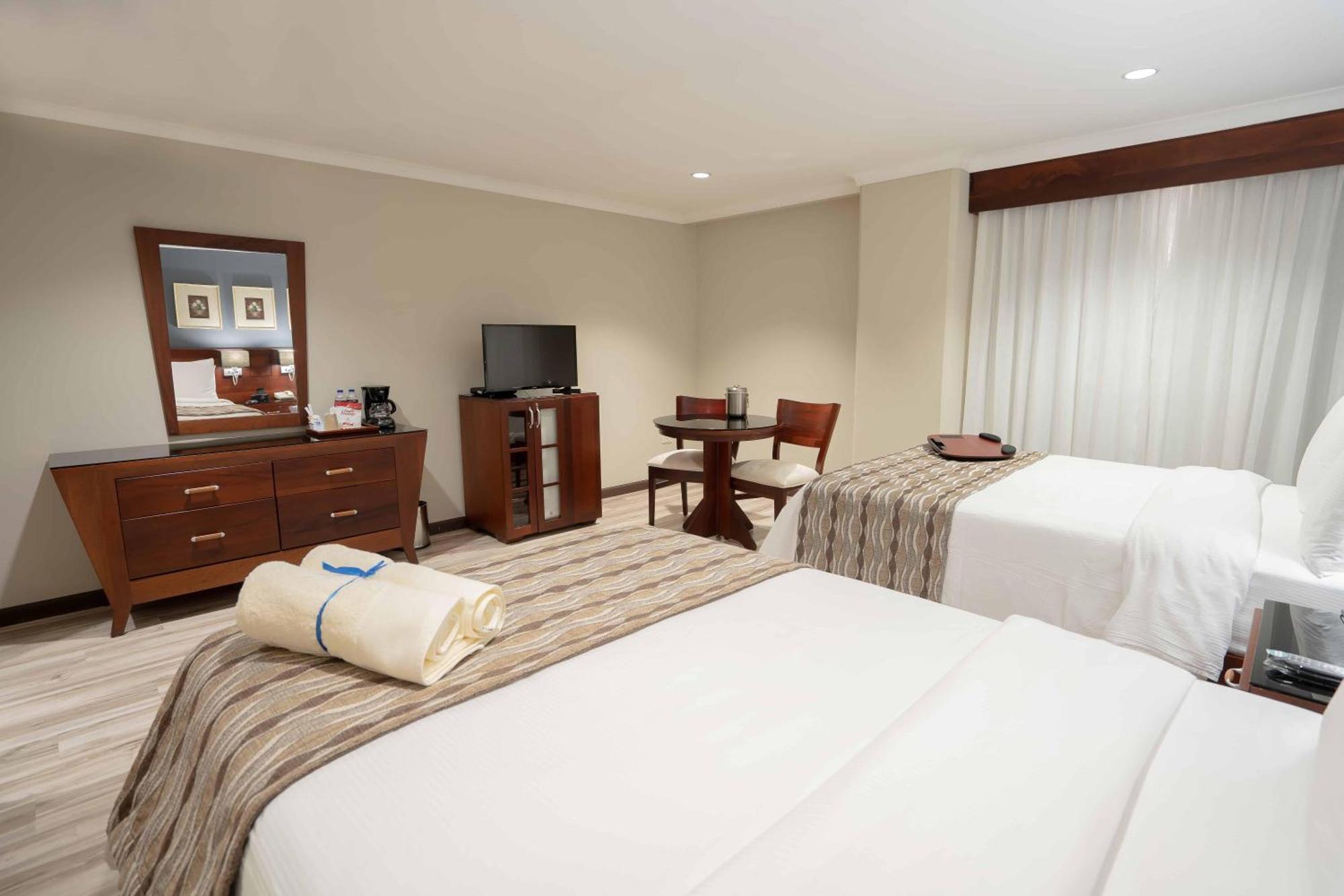 Hotel Hodelpa Gran Almirante à Santiago De Los Caballeros Extérieur photo