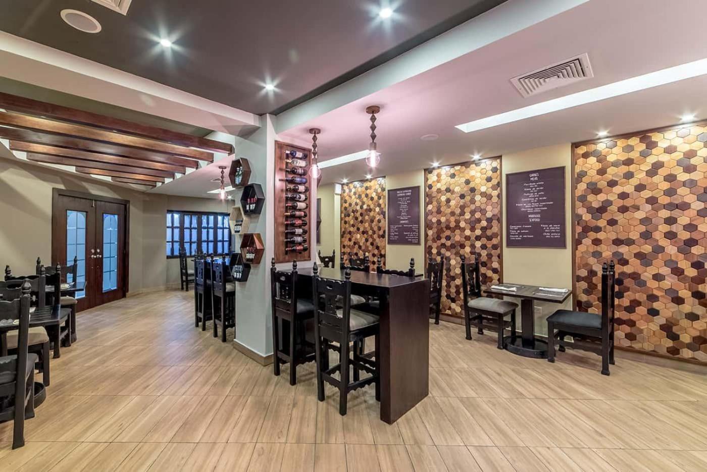 Hotel Hodelpa Gran Almirante à Santiago De Los Caballeros Extérieur photo